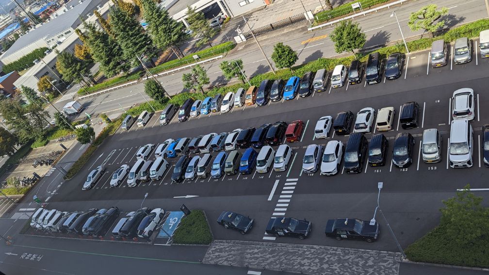 GLP厚木Ⅱ広い駐車スペース