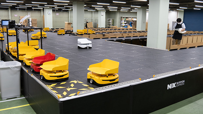 仕分けロボットt-Sort導入現場の様子